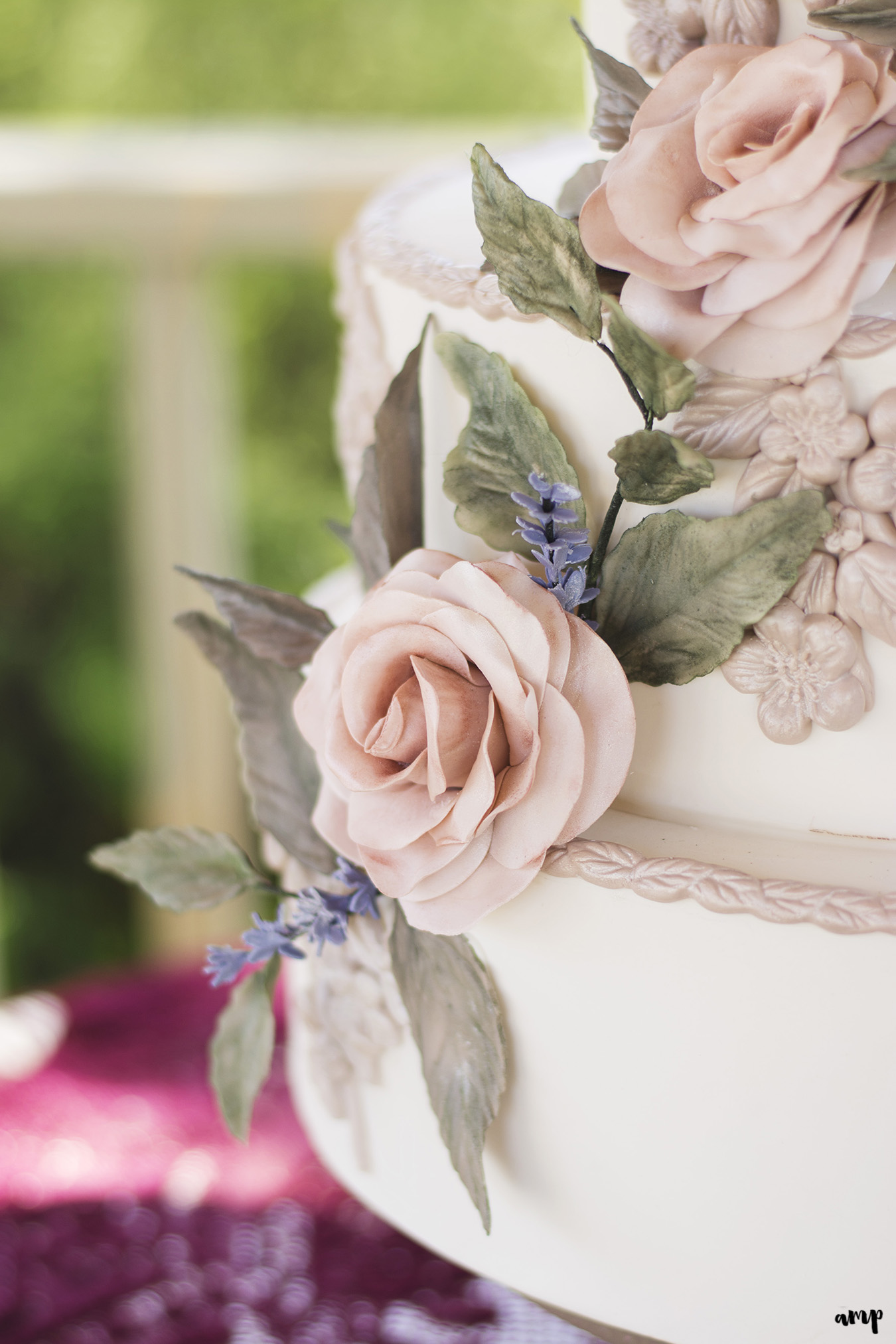 Why Custom Wedding Cakes Are So Expensive Amanda Matilda Photography